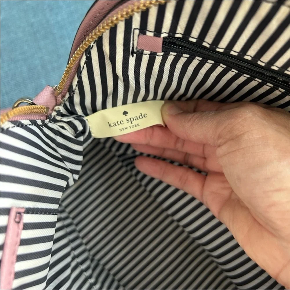 Kate Spade Cameron Street Lottie Safiano Leather Crossbody Bag Medium in Pink